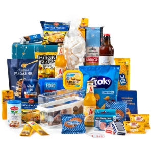 Kerstpakket familie met een leuk spel en heerlijke snacks